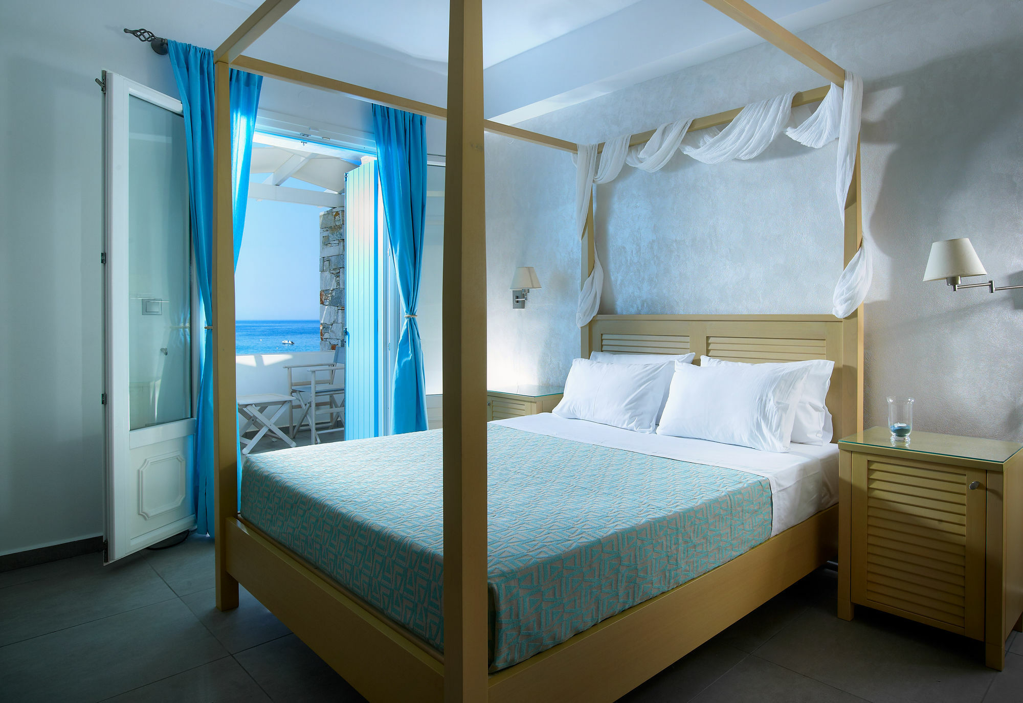 Blue Harmony Hotel Kini Exterior photo
